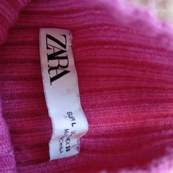 Zara Fuchsia Ribbed Turtleneck Sweater - Picture 2 of 3